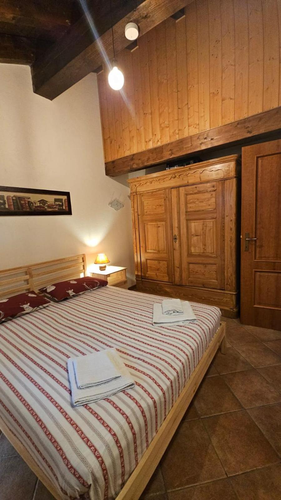Petit Royal - Appartamento Charmant Per 6 Persone - Con Soppalco - Maisons De Charme Champoluc Esterno foto