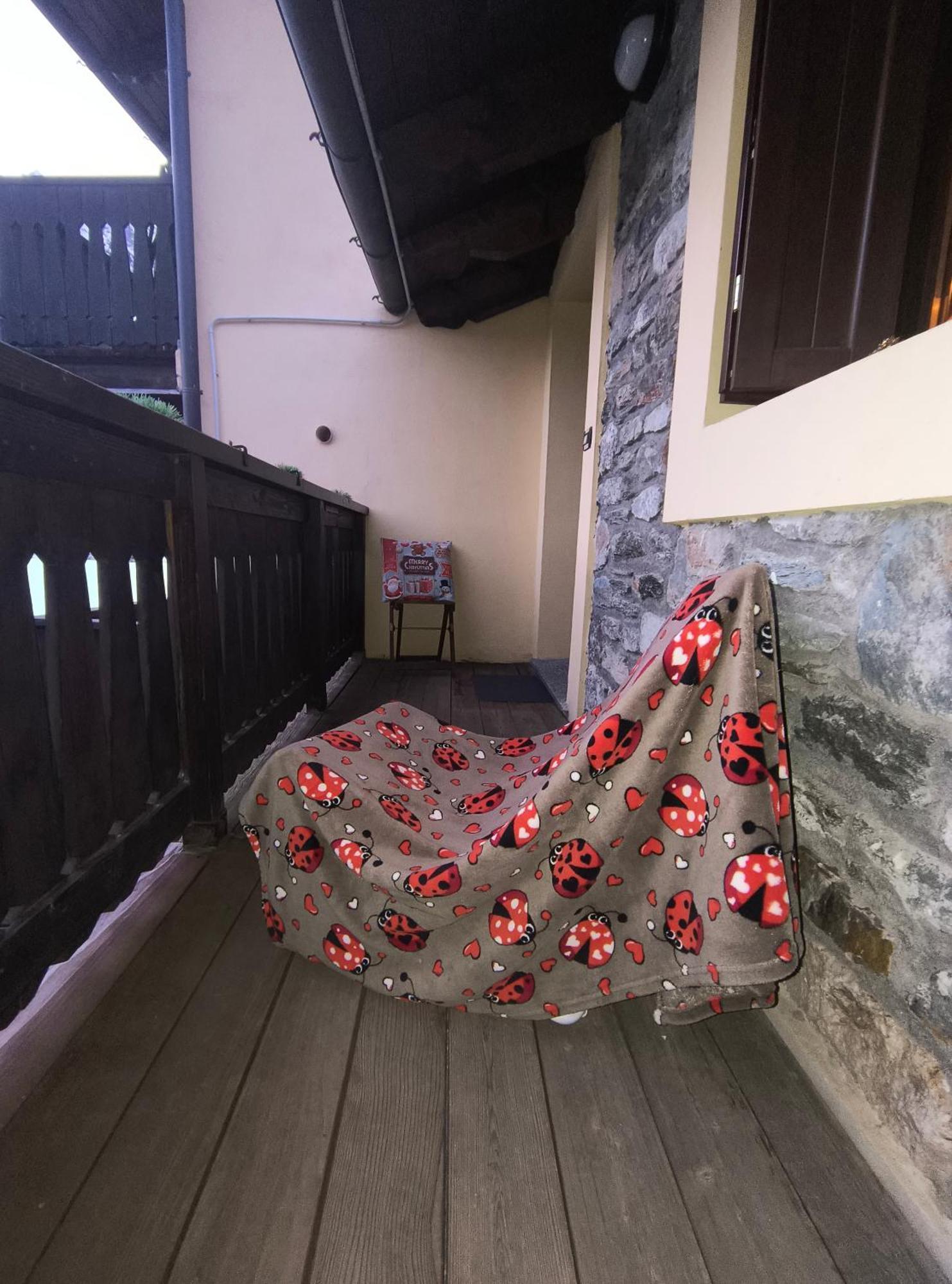 Petit Royal - Appartamento Charmant Per 6 Persone - Con Soppalco - Maisons De Charme Champoluc Esterno foto