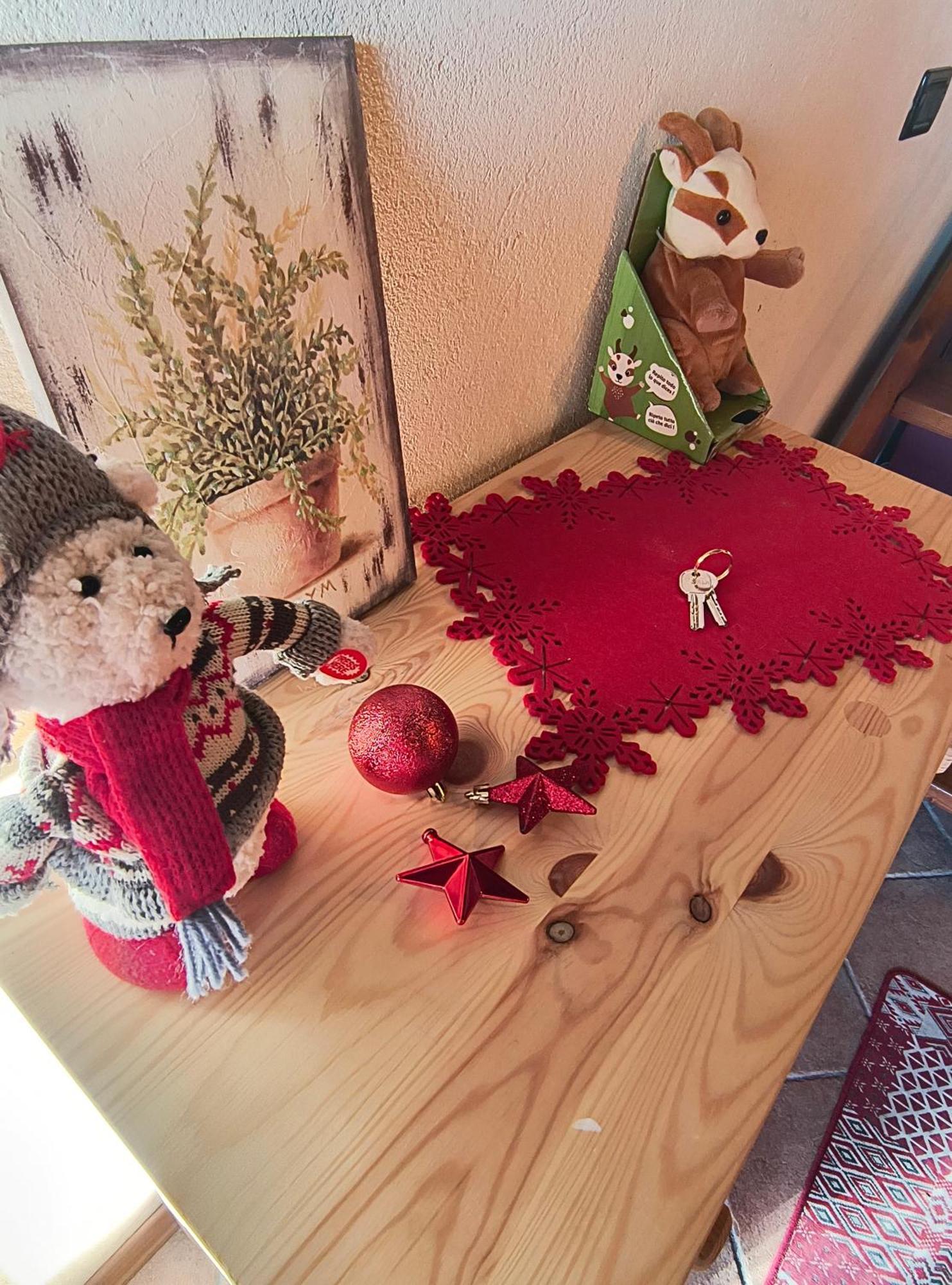 Petit Royal - Appartamento Charmant Per 6 Persone - Con Soppalco - Maisons De Charme Champoluc Esterno foto